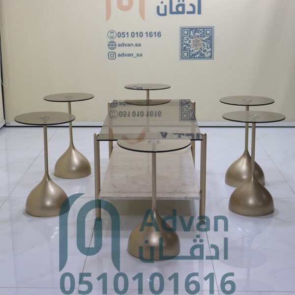 طاولة مجلس .