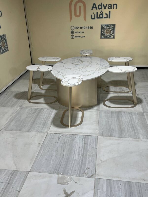 طاولة مجلس