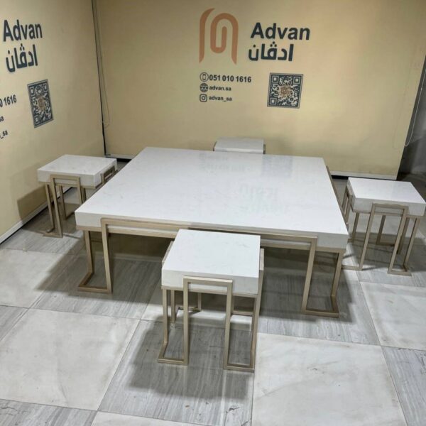 طاولة مجلس