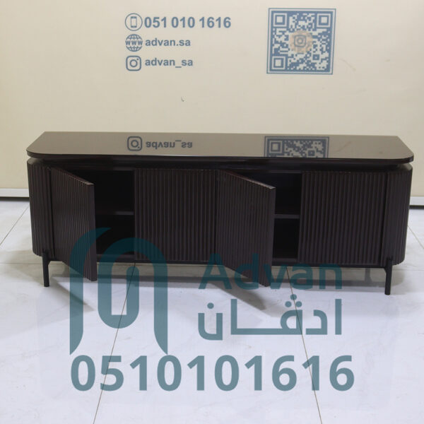 طاولة تلفاز.